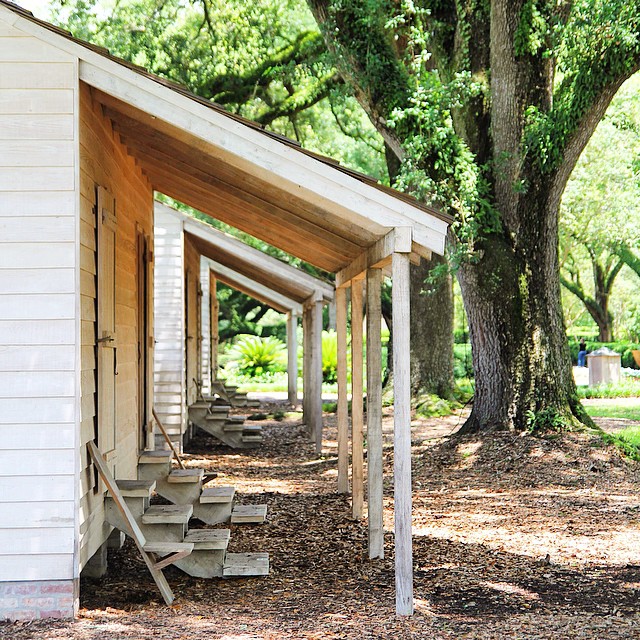 The slaves quarters on Oak Alley Plantation.